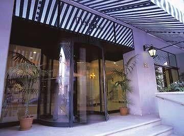Metropole Hotel Qawra Extérieur photo